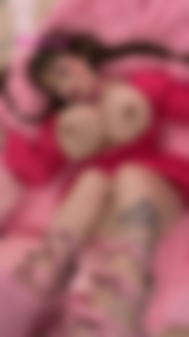 I’m wondering if my inked body make you horny #bigtits TikTok Porn