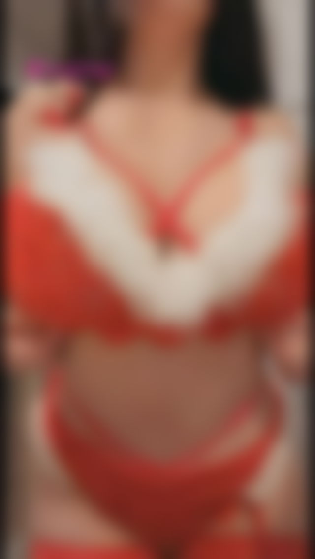 Rate my Santa costume and skill from 1-10 #busty #bigtits #cosplay #onlyfans #jiggling #Tiktok TikTok Porn