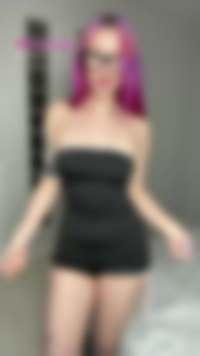 This fat ass was made for your eyes only... find it on my OF. 😉 #undressing #striptease #piercing TikTok Porn