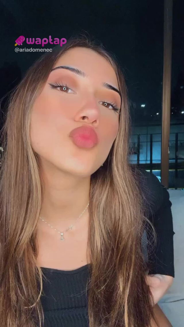 Kiss me baby. #onlyfans #underboob TikTok Porn