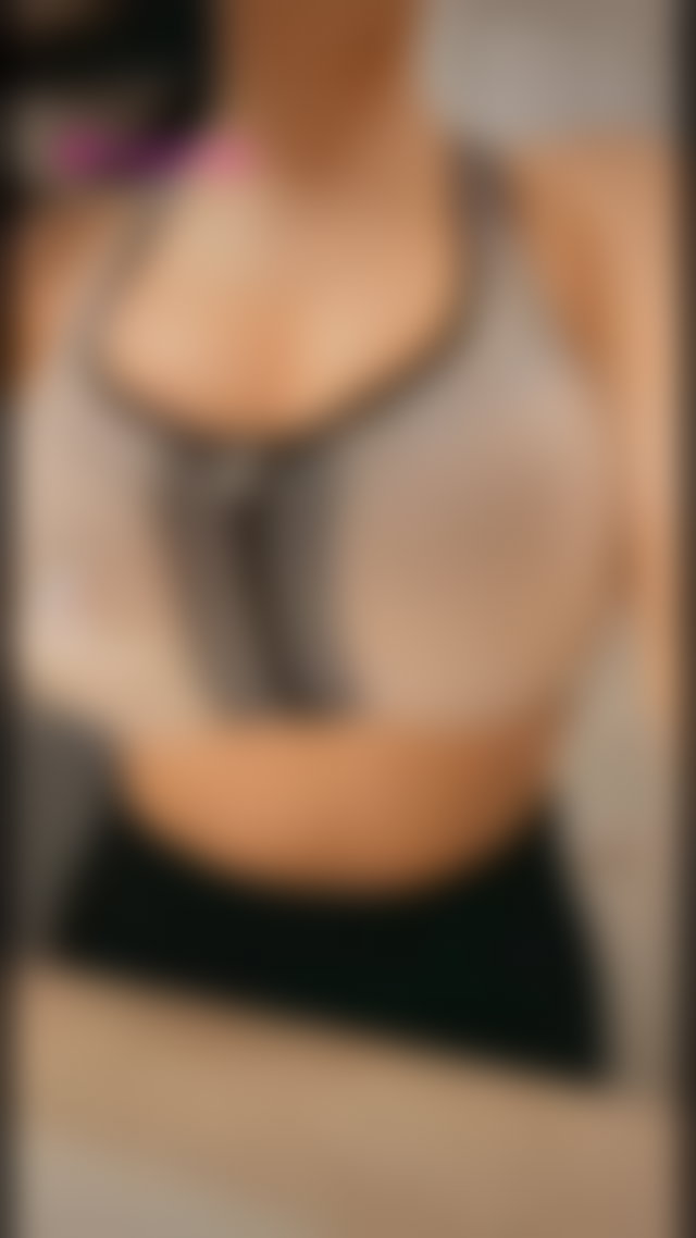 Follow my tiktok 😉 #nsfw #busty #jiggle #milf TikTok Porn