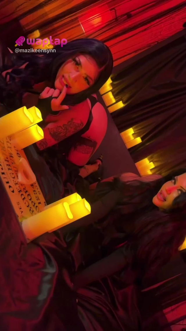 best ghoulfriends🖤👻 #halloween #happyhalloween #assshaking TikTok Porn