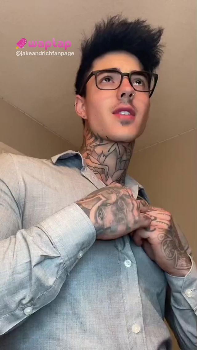 Hey 😏 #superman #clarkkent #cosplay TikTok Porn