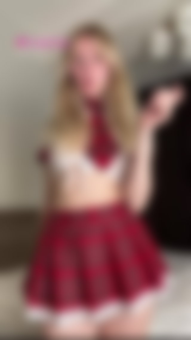 Blonde schoolgirl slowly undressing her tied shirt — teasing strip. Get access OnlyFans now #blondegirl #teasing TikTok Porn