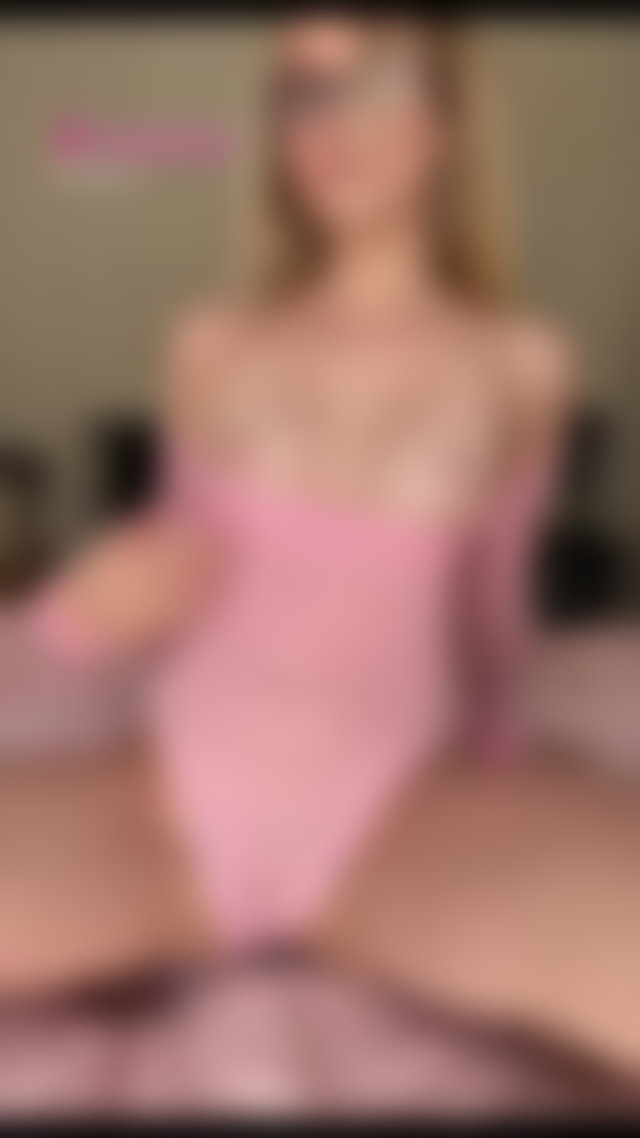 nerdy girls are the best ones #blonde #solo #masturbation #nerdy TikTok Porn