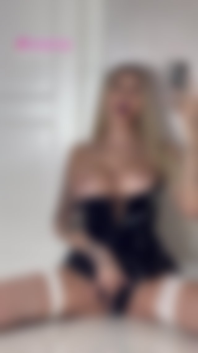 Look how bored I am all alone... Hurry to OF and satisfy me, babe! 🖤💦👇 #amateur #masturbation #bigboobs #blonde #onlyfans TikTok Porn
