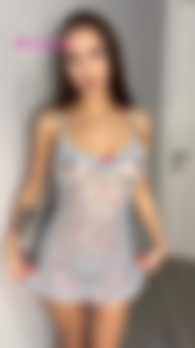 Do you think this tight dress is suitable for our first date? #dressingroom #onoff #skinny TikTok Porn