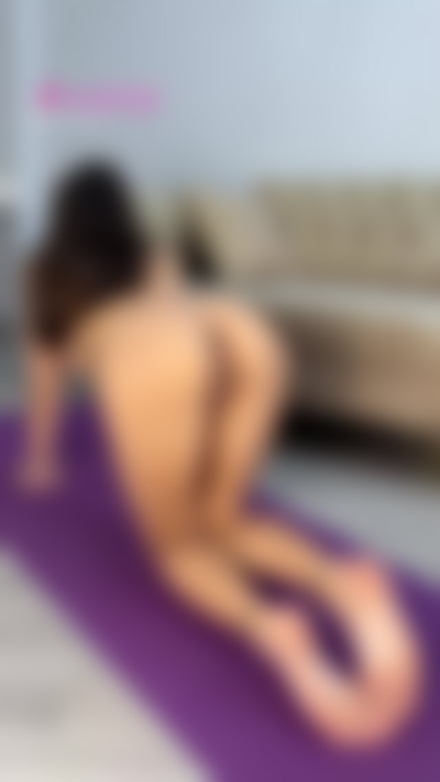 A skinny beauty does naked yoga🤤Want to get to know each other better? Subscribe on free OF #yoganude #yogashorts #onlyfansbabe TikTok Porn