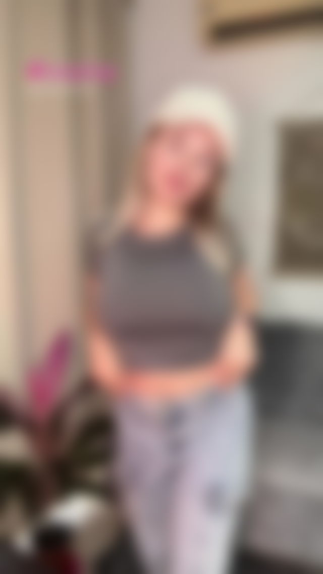 I know one way to make your day better... 😉🤌🏻 #bigtits #bigboobs TikTok Porn