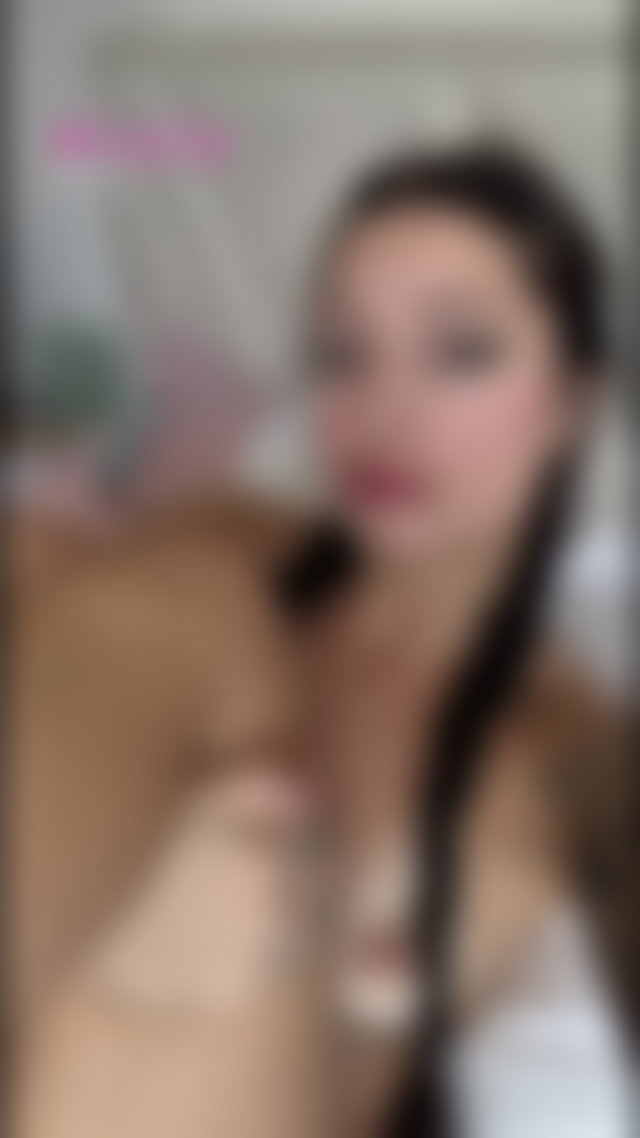 I shouldn't be doing it on my work desk for you #solo #tattoo #pussy #masturbation #amateurs TikTok Porn