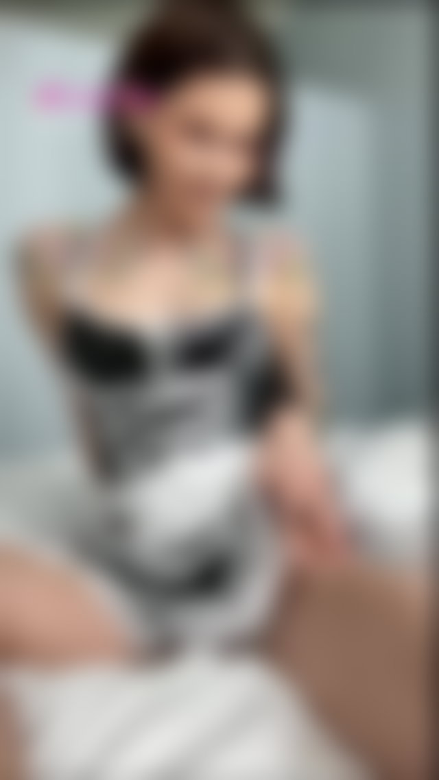 Burning pixie: dark charm 🌅 Stylish bob, hot attitude — indulge yourself on myOnlyFans! Find me in bio! #tattoo TikTok Porn