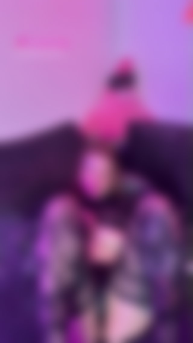 I'll take it off. Wait a little😏  #hugetits #hugeboobs TikTok Porn
