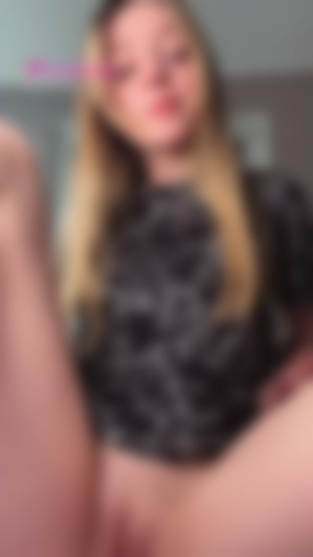 Will you lick me?😈👅 #pussy #pussylips #wetpussy #closeup #blonde TikTok Porn