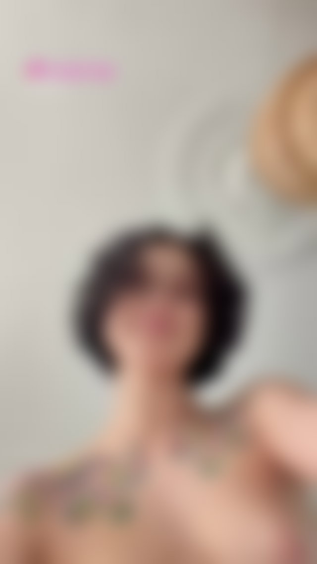 Greetings, darlings! 💖 New to this platform and ready to shine! Follow my profile, let’s get wild! Want the full show? Join my OnlyFans! 🌟 #brunette #onlyfans #facesitting #pussy #tits TikTok Porn