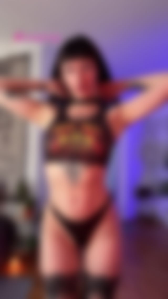 I want to fuck #slut #tattoed #goth # TikTok Porn