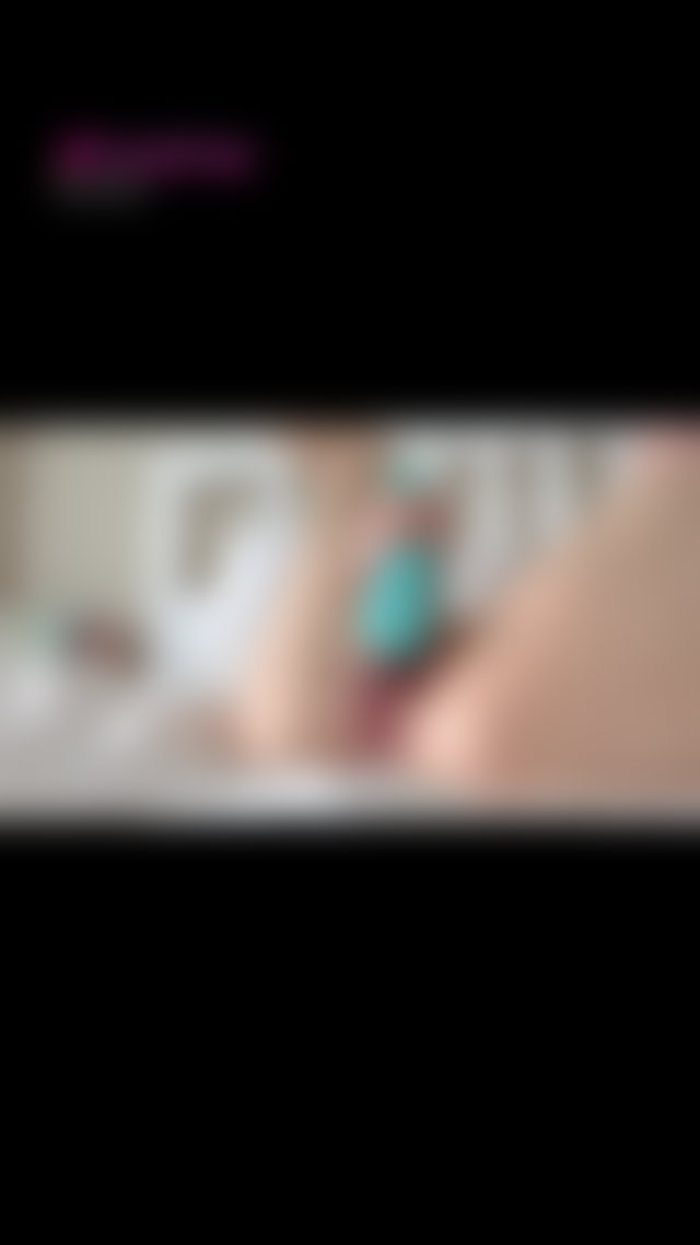I love this toy #squirting #fyp #female #masturbate #pussyplay TikTok Porn