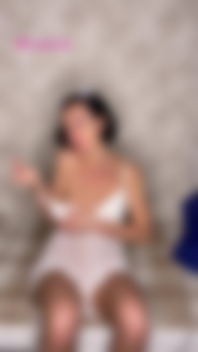 Mommys pulling this lace down just for you baby 👅 #milf #mature TikTok Porn
