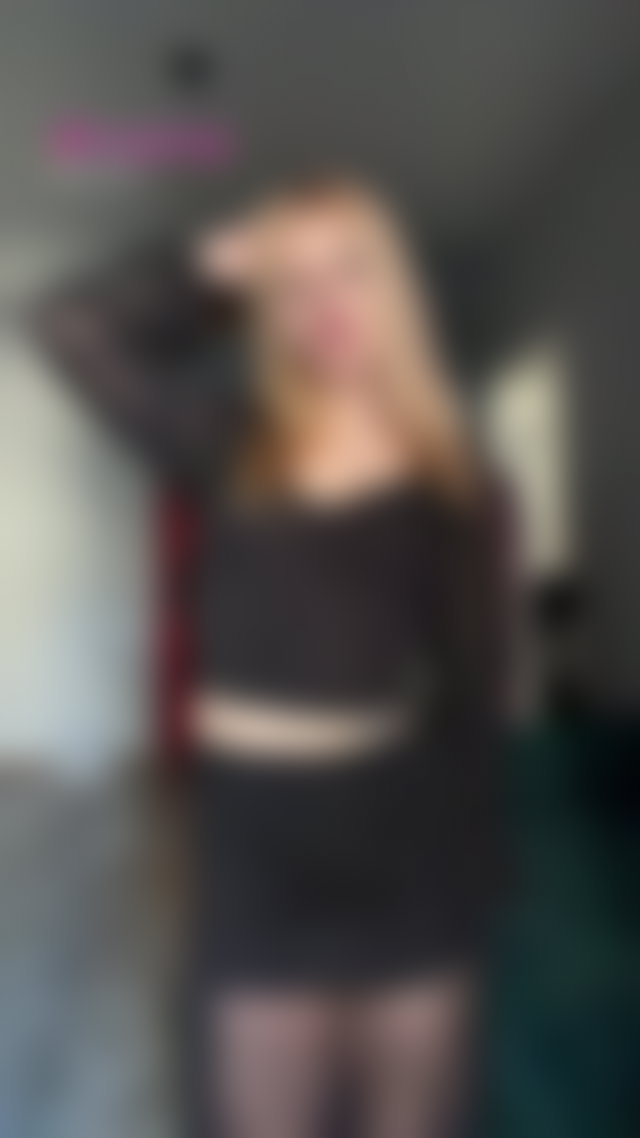 Blonde tattoo girl stripping down to nothing in her room #striptease TikTok Porn