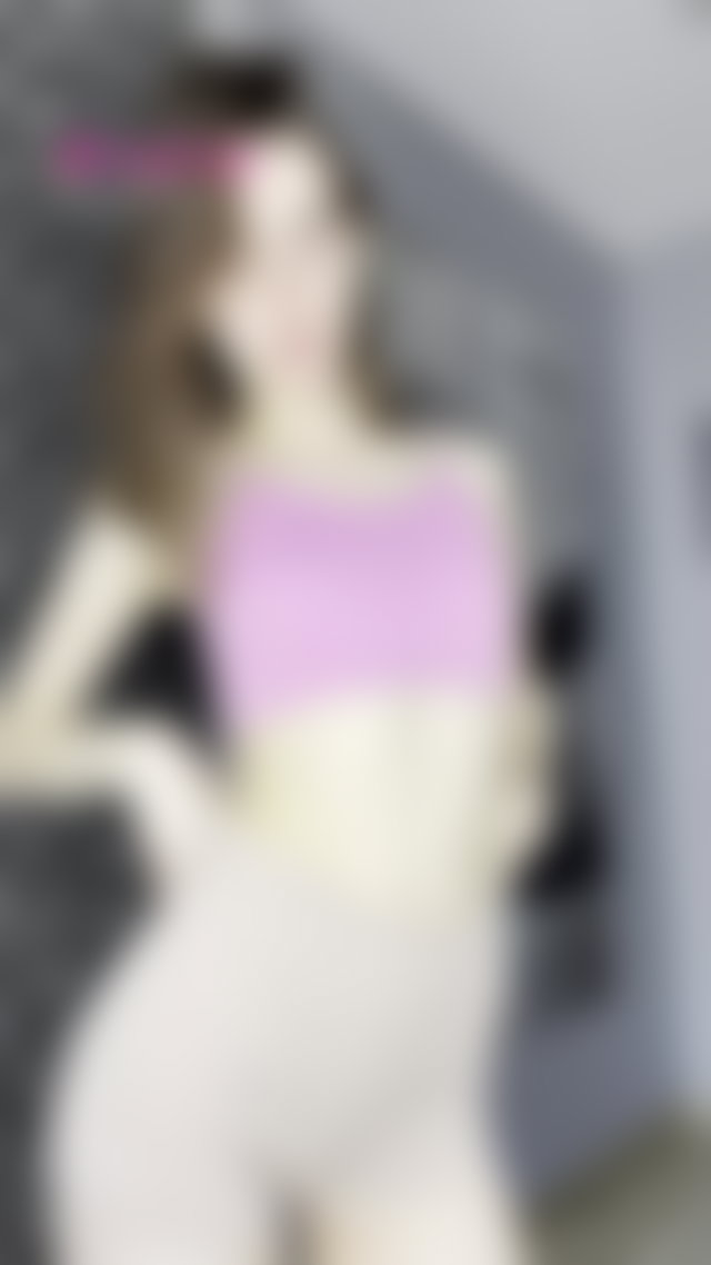pulled my top up and just kinda stood there staring at the camera for like five minutes #sexy #amateur #flashing TikTok Porn