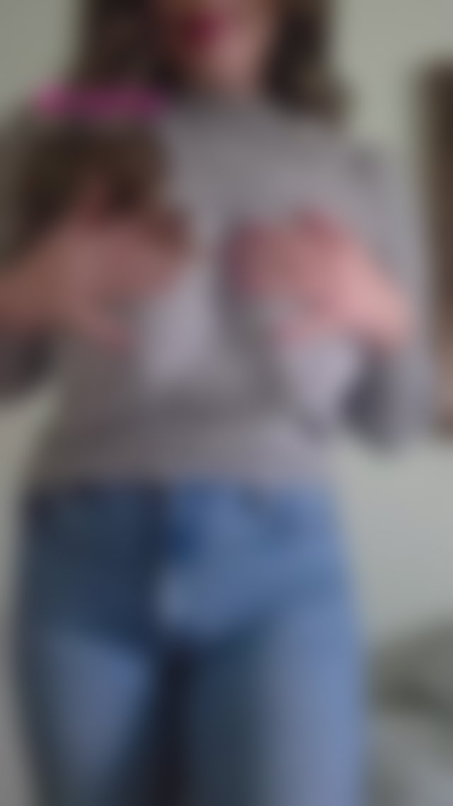 they're too big and perky to wear a bra 😝😘 TikTok Porn