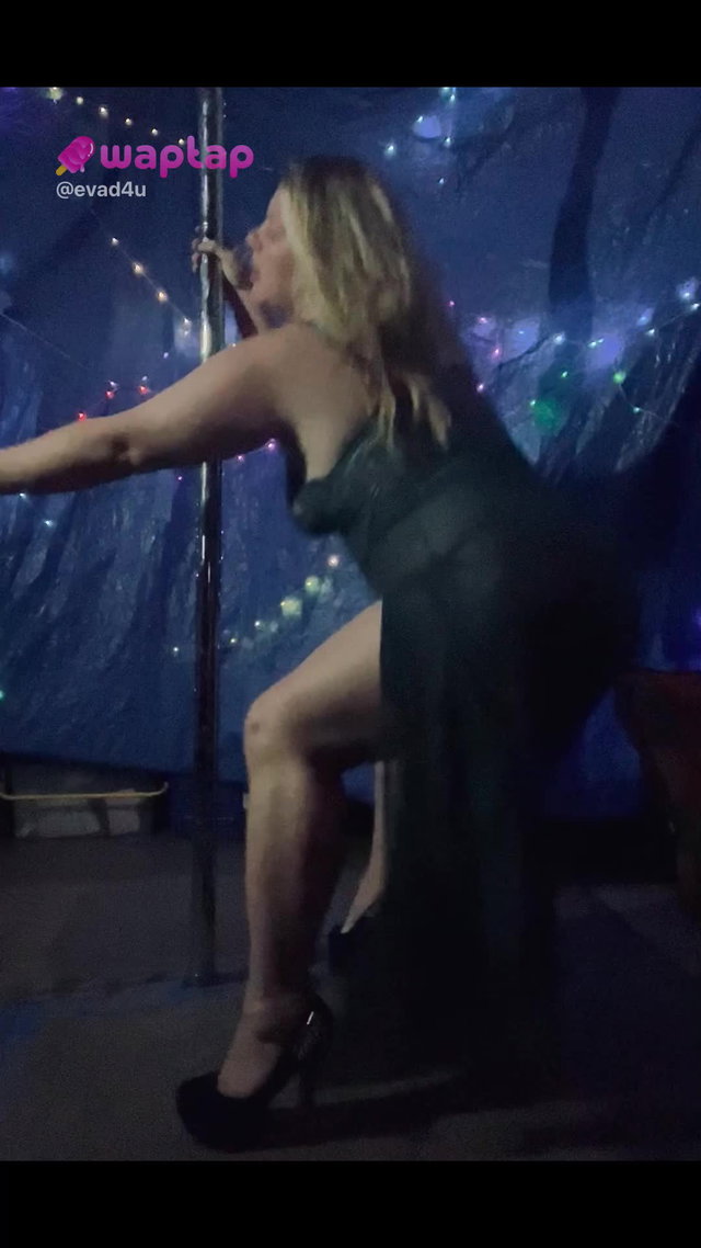 Let me dance for you! 💦💫 TikTok Porn