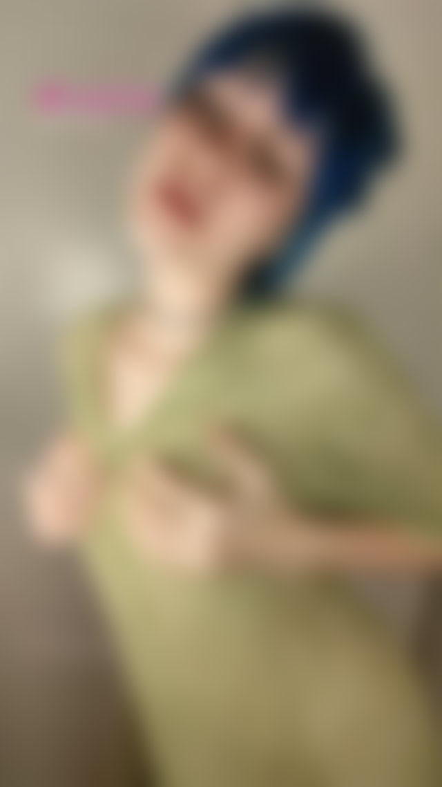 Sweet, curvy, and oh-so-touchy... discover my favorite pastime on OF 💫  #piercing TikTok Porn