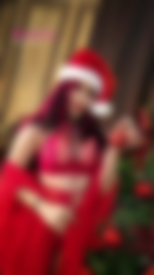I love decorating the Christmas tree in sexy lingerie🤭 TikTok Porn